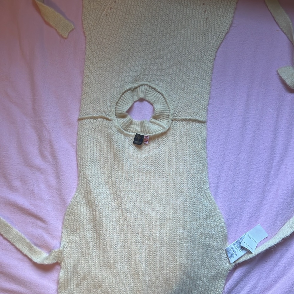 Never worn - Picture 2 of 4